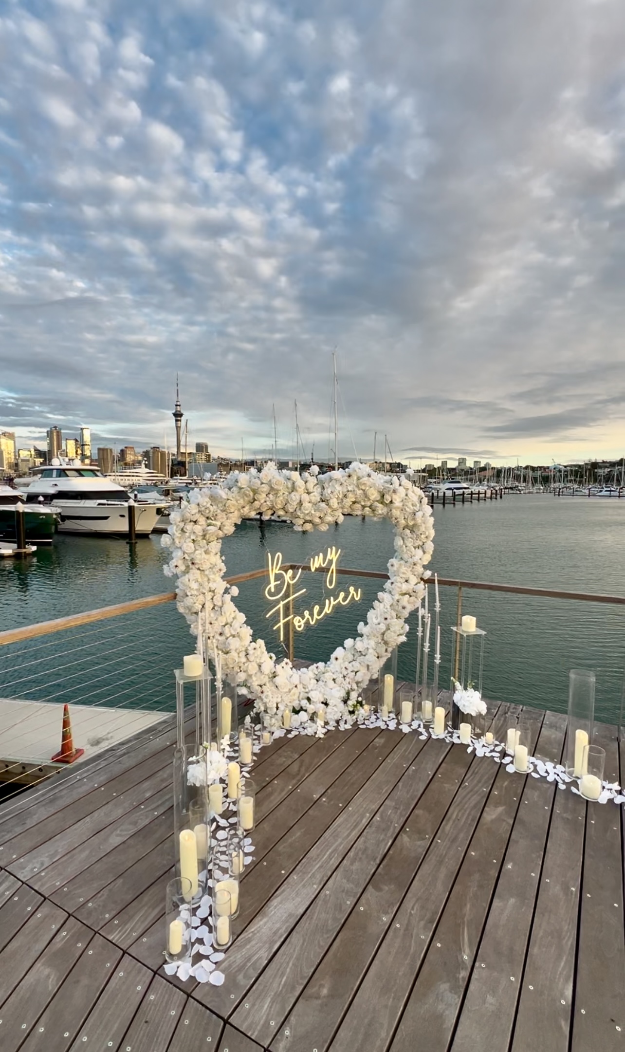 Circle Arch Budget Friendly Proposal Decor