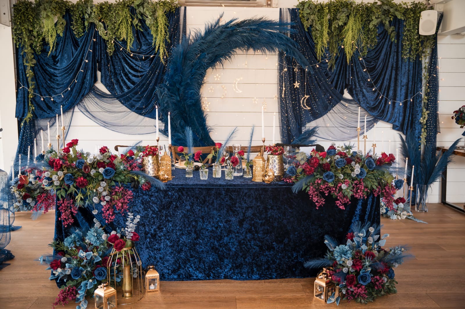 Luxury Lane Wedding Decor Bridal Moon