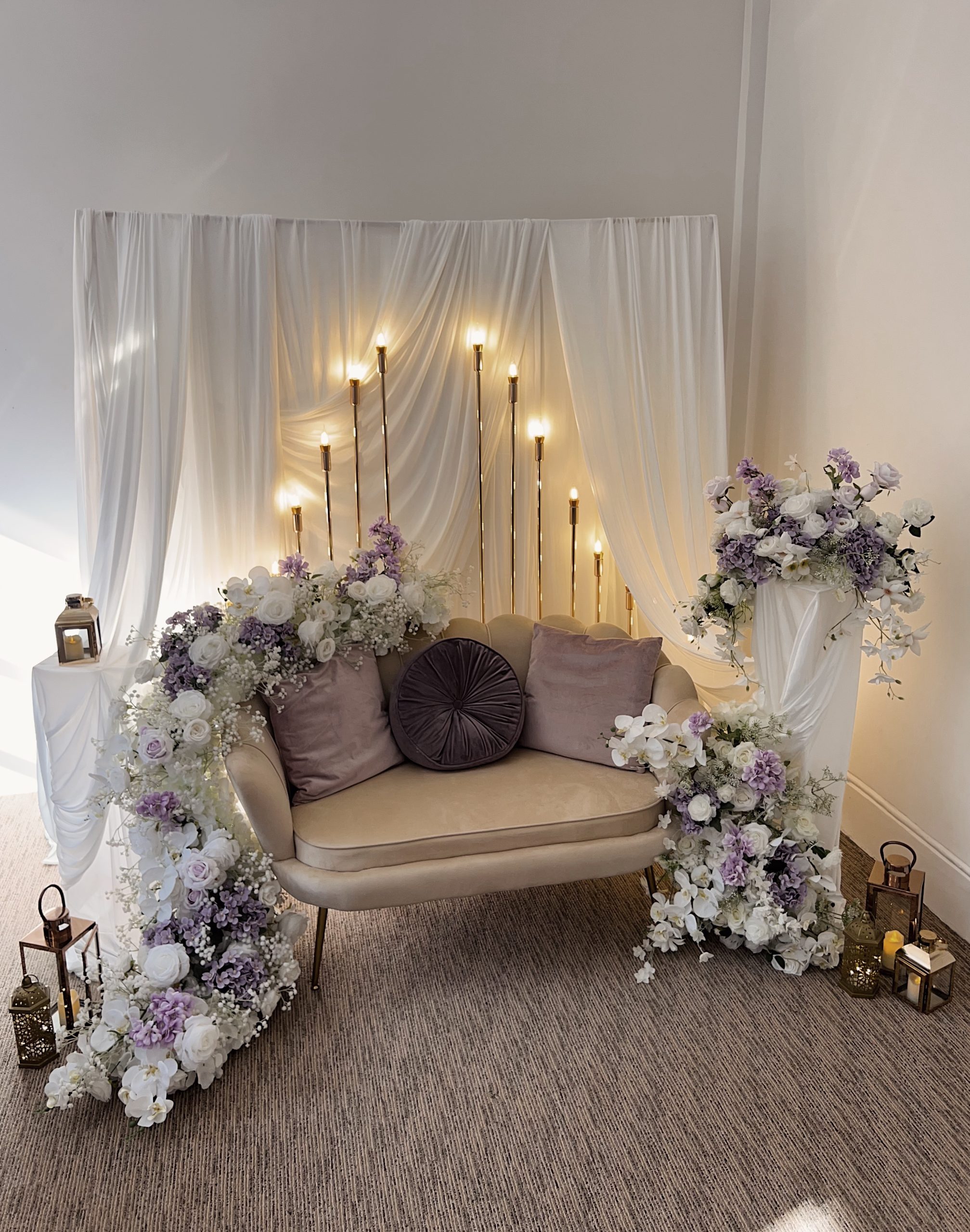 Wedding home backdrop decoration