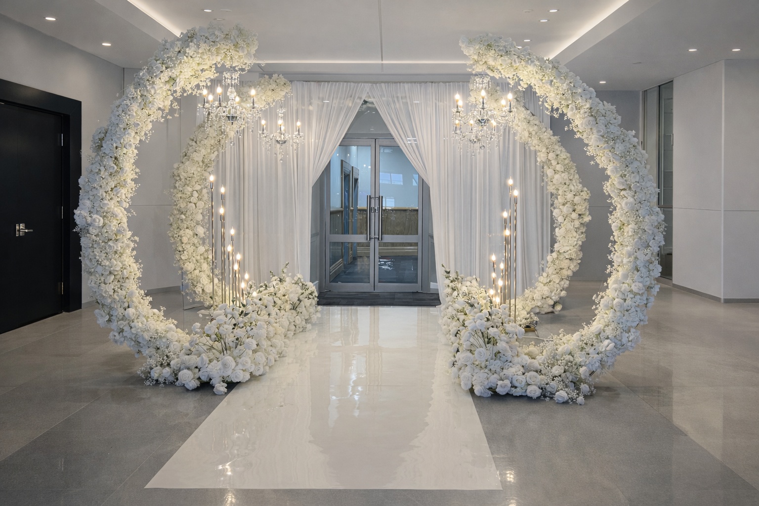 Grand_Entrance_by_Luxury_Lane_Wedding_Decor